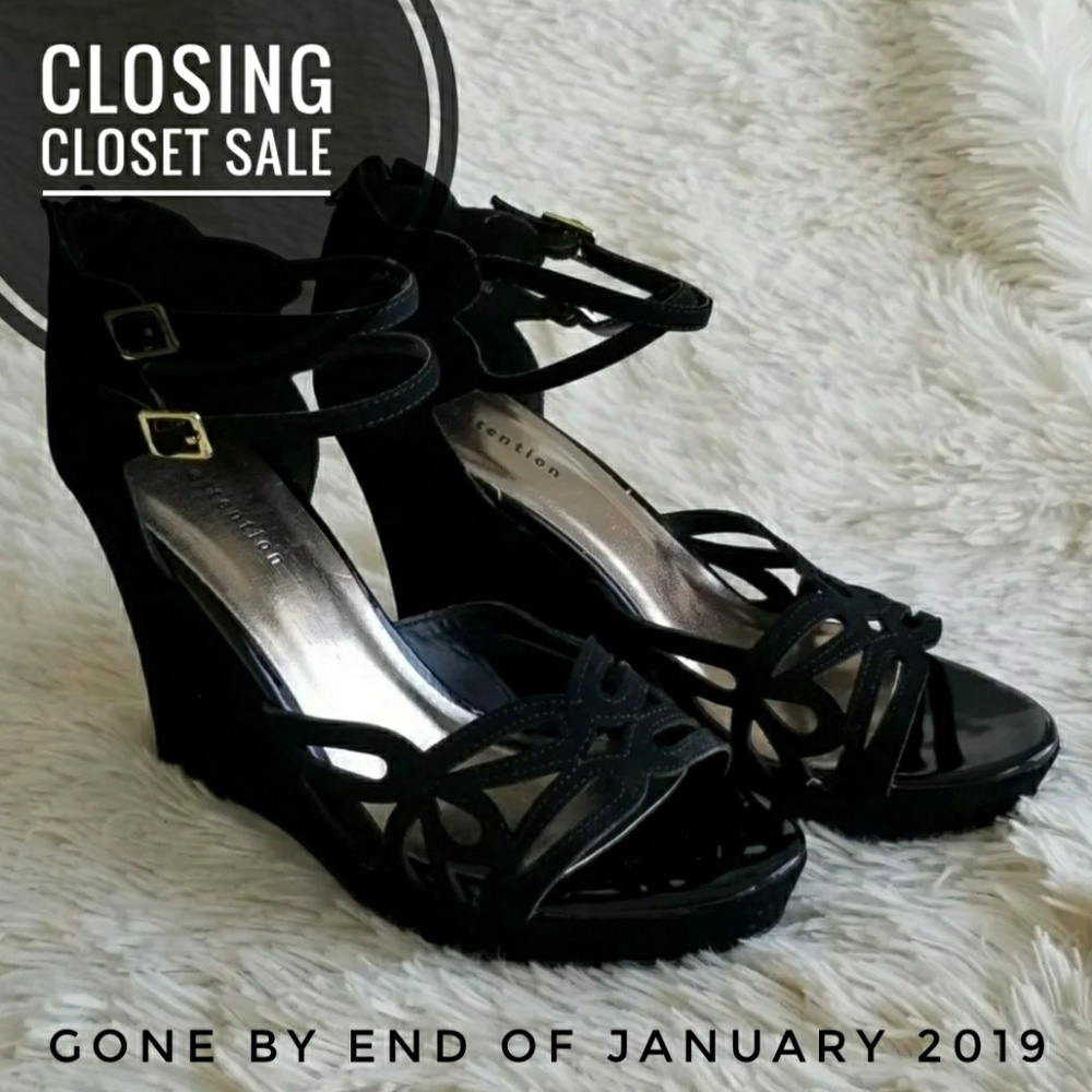 ☆LAST DAY!☆ Black Velvet Wedges